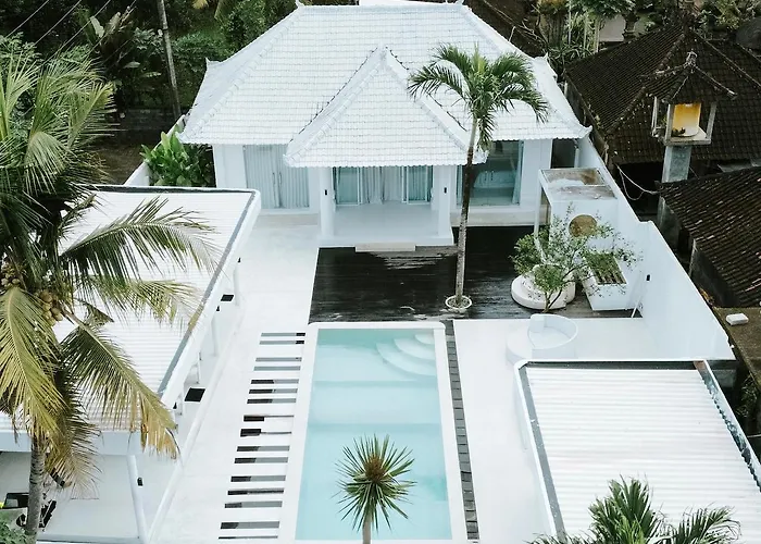 Villa Piano - Luxury 3br With, Sauna, Ice Bath & Outdoor Cinema Ubud