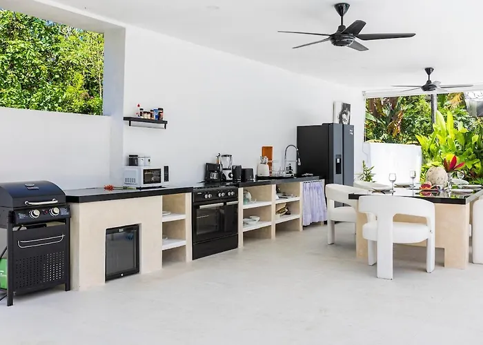 Villa Piano - Luxury 3br With, Sauna, Ice Bath & Outdoor Cinema *